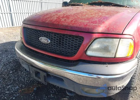 2002 Ford F-150 Lariat/Xlt из США, поврежденный, VIN 1FTRW08L82KB60106